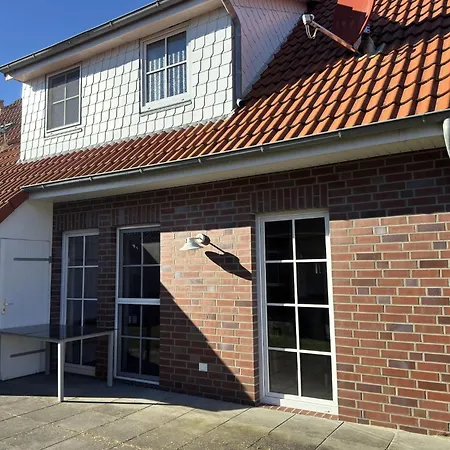 Doppelhaushaelfte In Daire