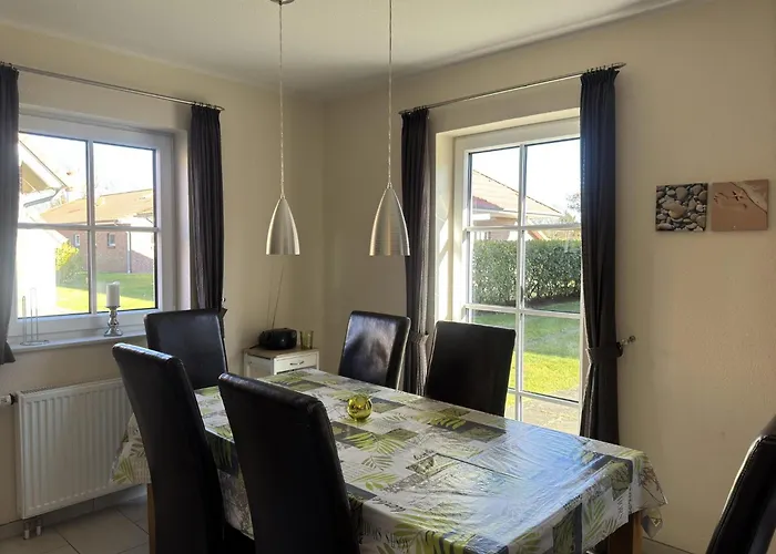 Doppelhaushaelfte In Apartman Burhave