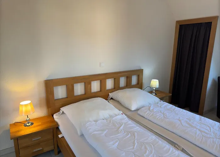 Doppelhaushaelfte In * Burhave